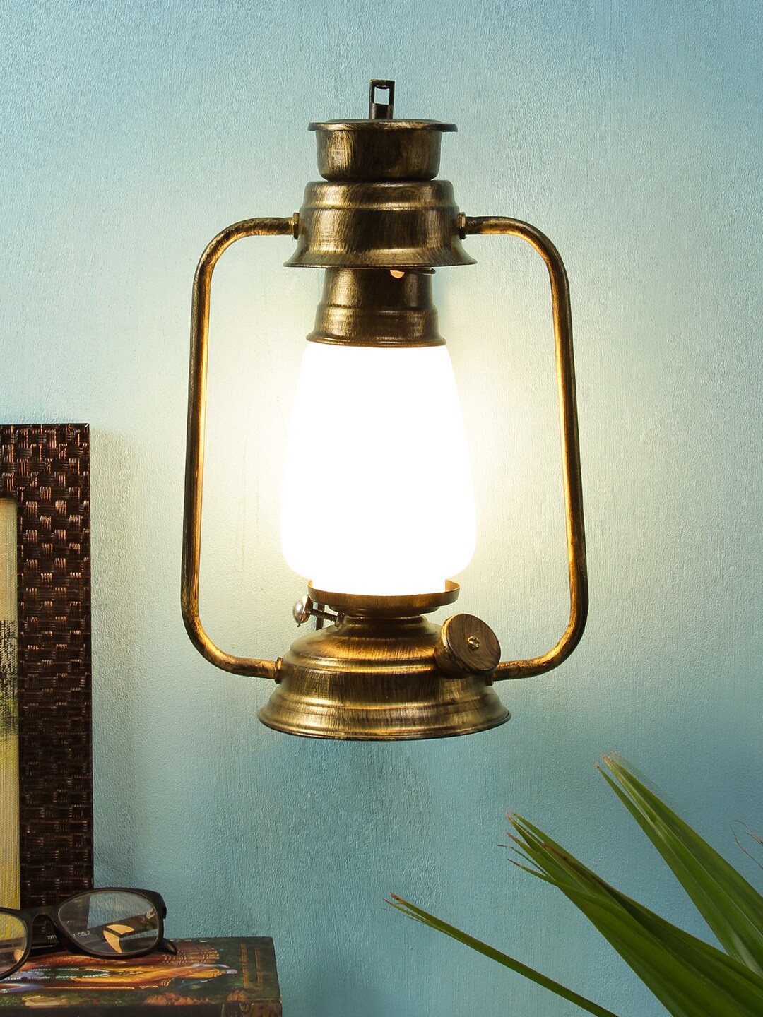 Devansh Gold-Toned & White Solid Traditional Wall Lantern