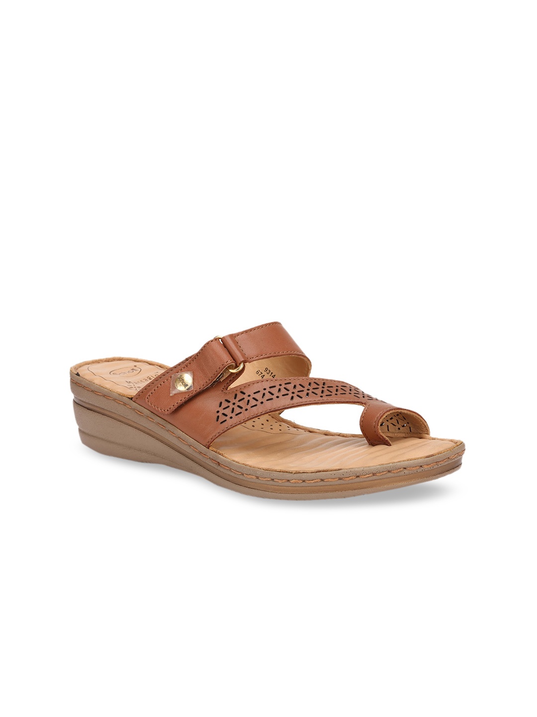 

Scholl Women Brown Textured Leather Comfort Heels