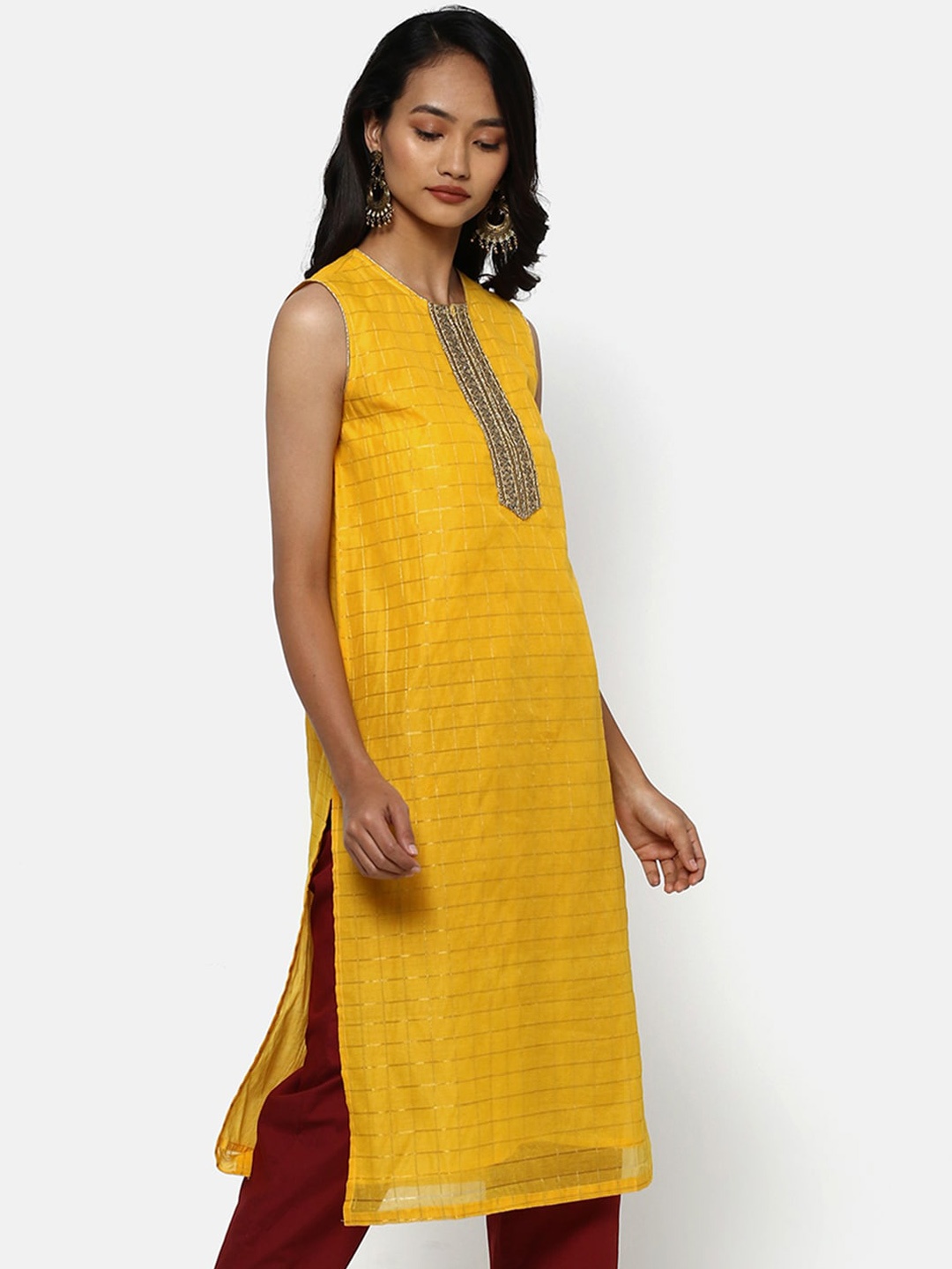 

Saaki Women Mustard Yellow Yoke Design Straight Kurta