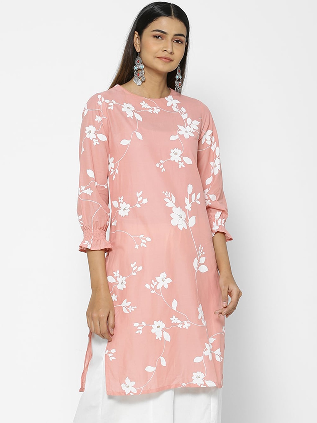 

Saaki Women Pink & White Printed Straight Kurta