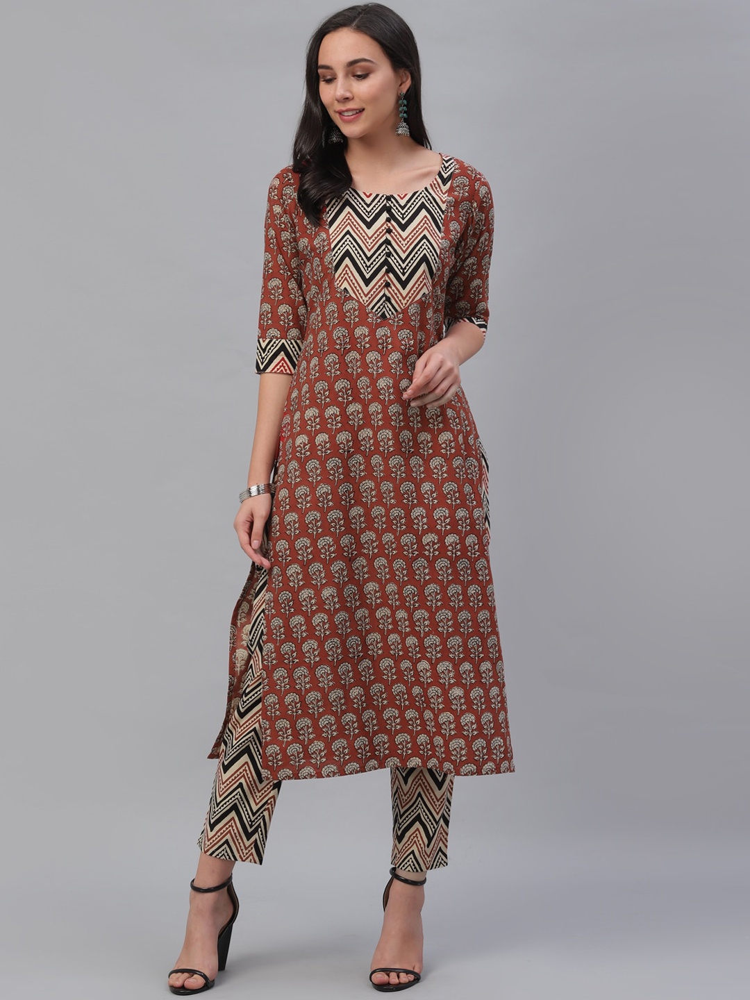 

GERUA Women Brown Yoke Design Panelled Pure Cotton Kurta with Trousers
