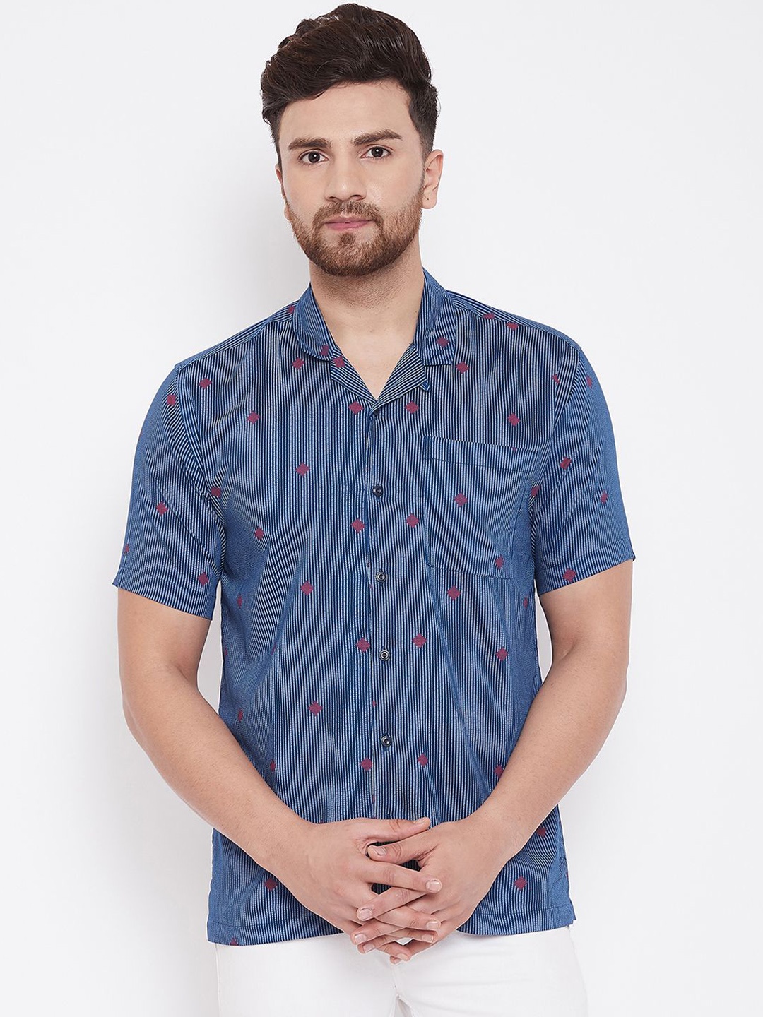 

even Men Blue & Red Slim Fit Striped Casual Shirt