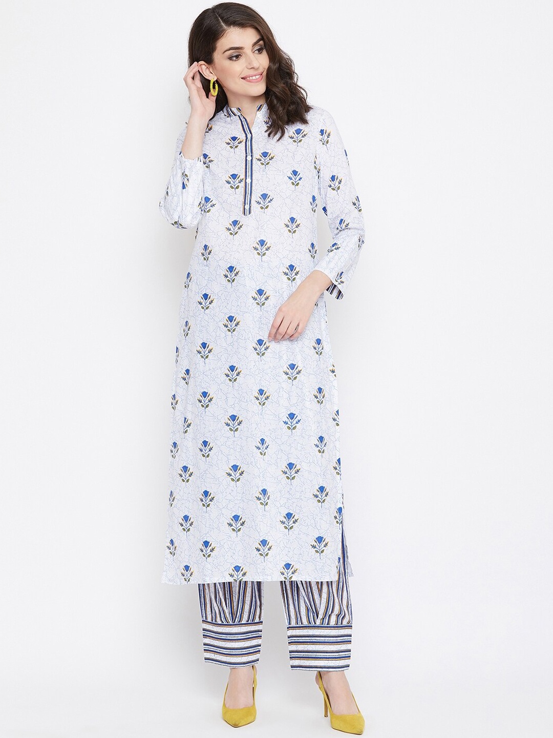 

Tulsattva Women Blue & White Printed Kurta with Palazzos