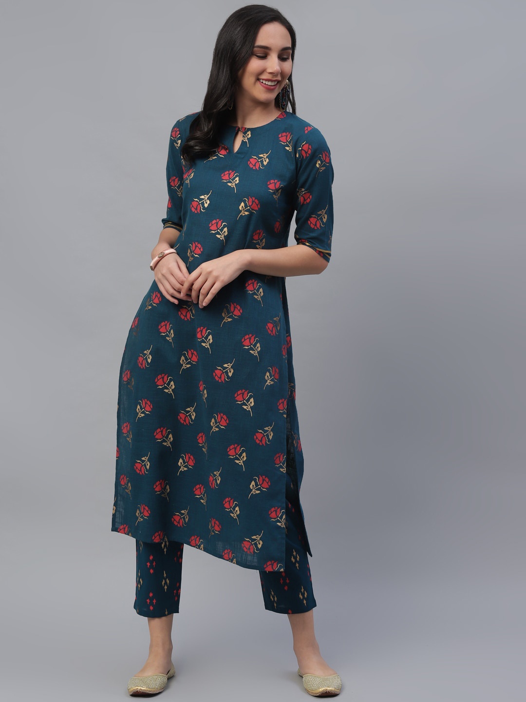 

GERUA Women Blue Printed Kurti with Trousers