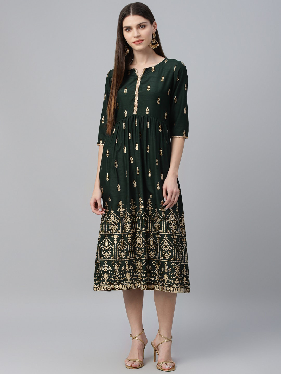 

Libas Women Green Printed Fit & Flare Dress