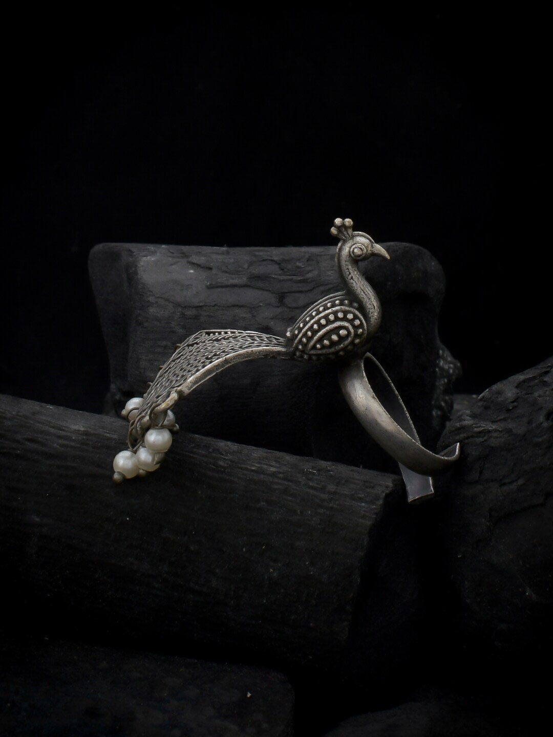 

Silvermerc Designs Oxidized Silver-Plated White Pearl Embellished Adjustable Finger Ring