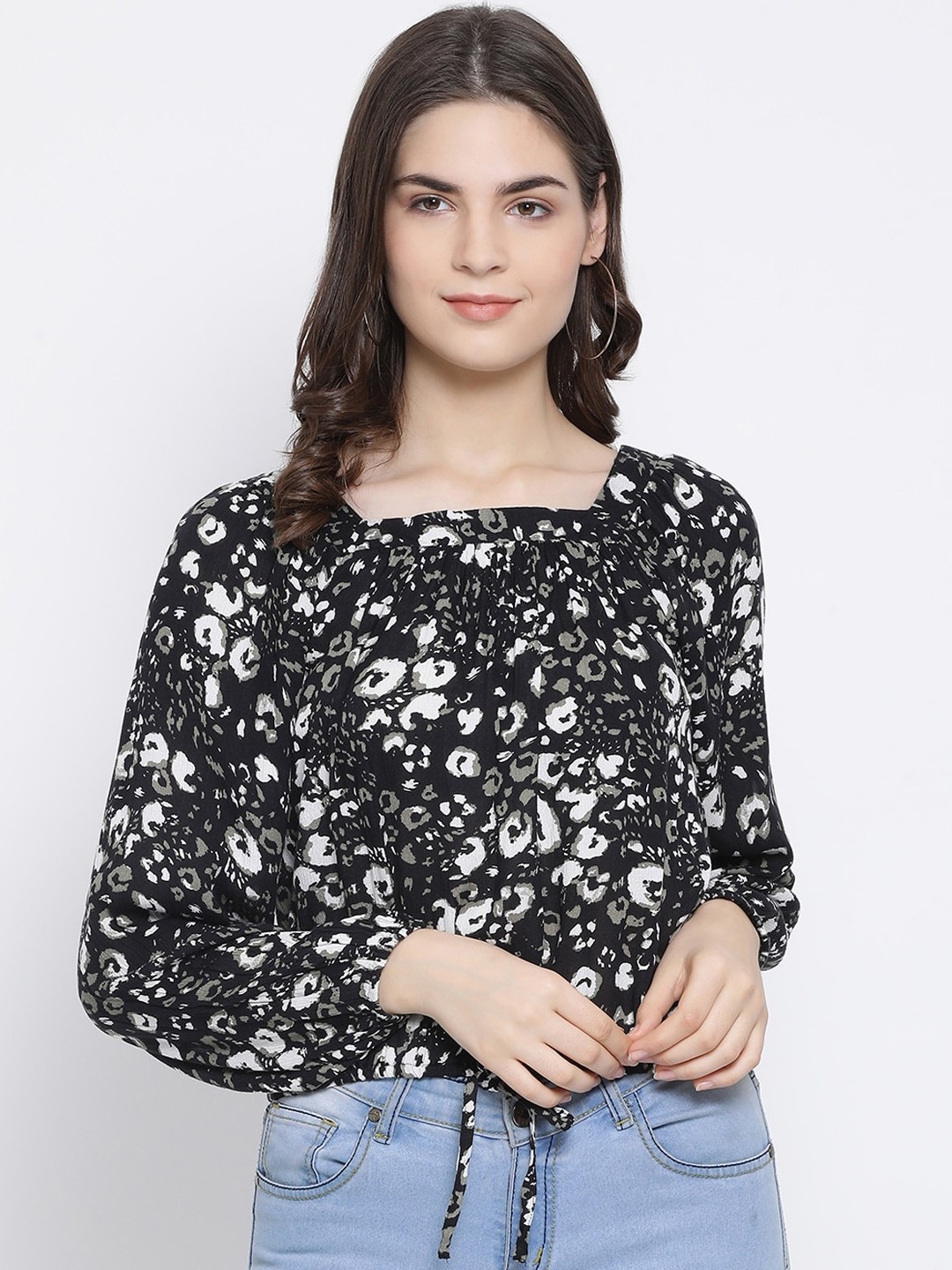 

Oxolloxo Women Black Printed Top