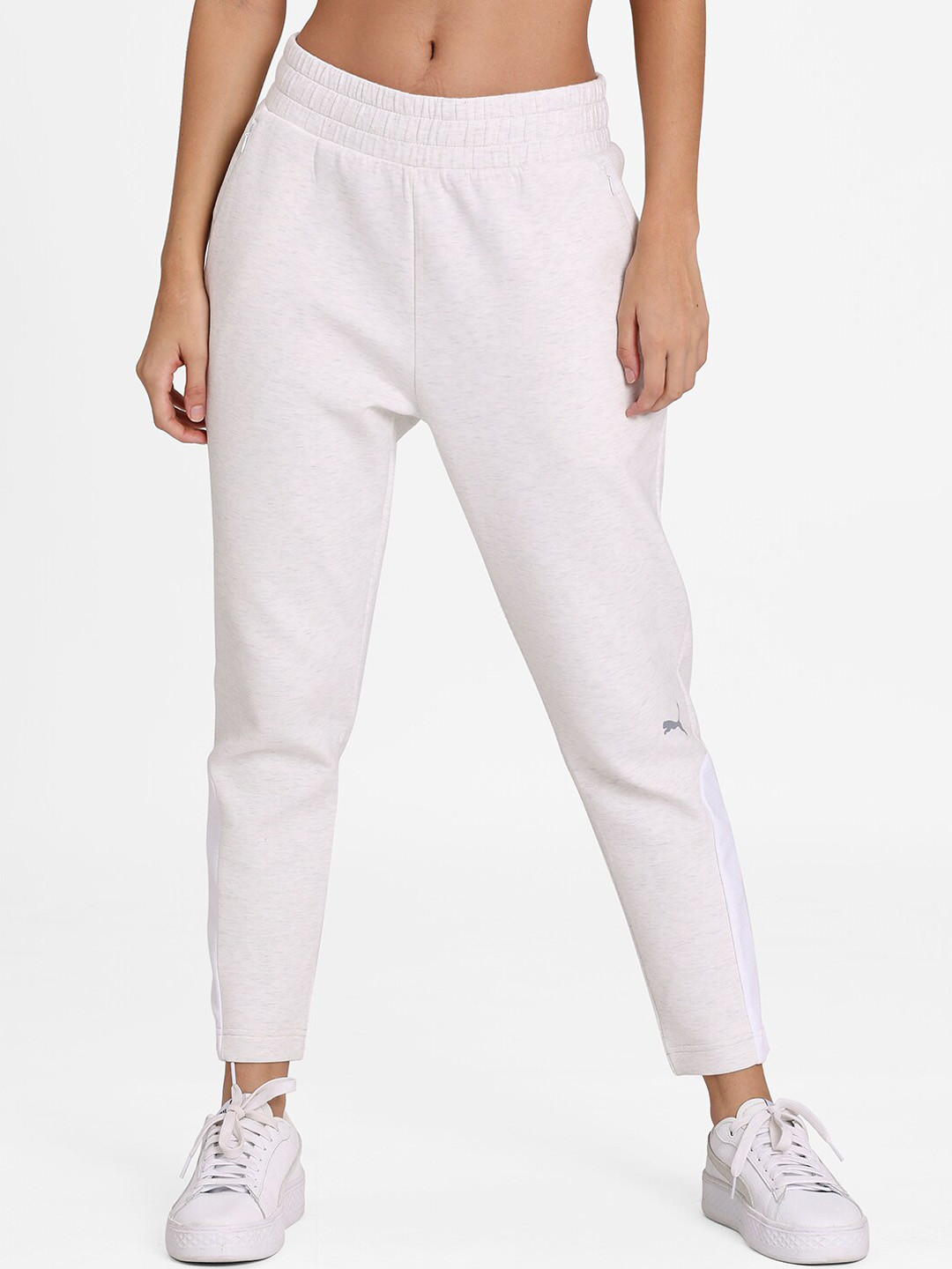 

Puma Women White Evostripe Dry CELL Knitted Cropped Track Pants