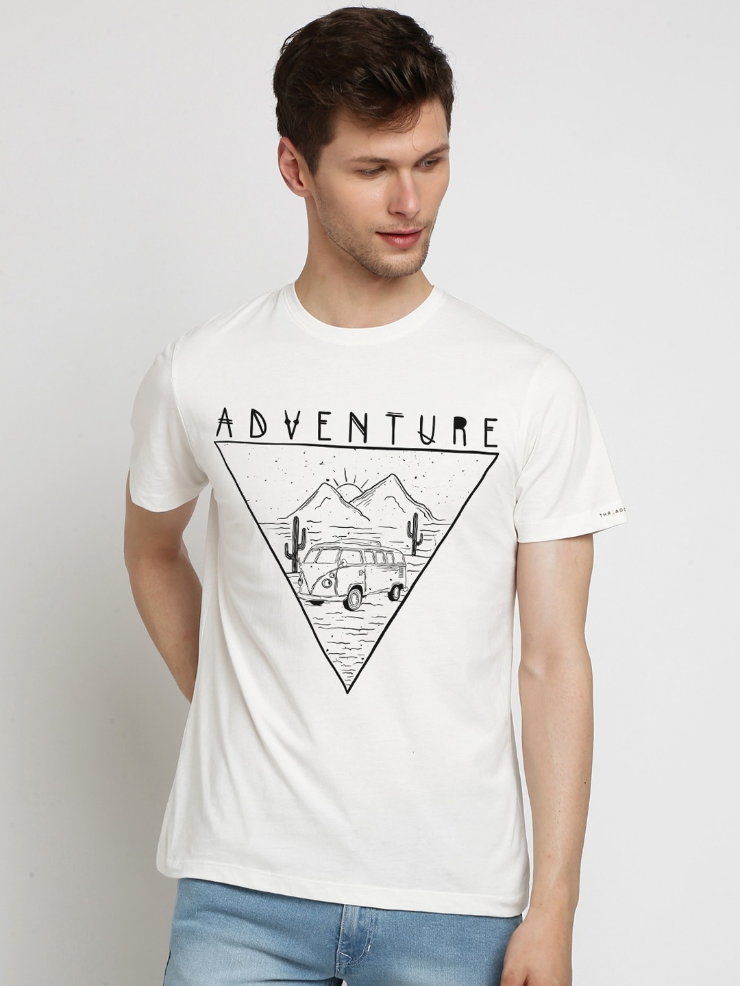 

THREADCURRY Men White Printed Round Neck T-shirt