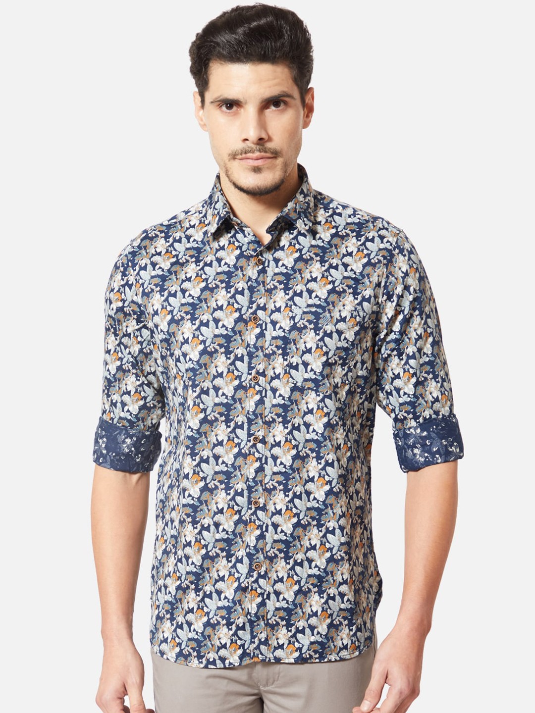 

J Hampstead Men Blue Slim Fit Printed Casual Shirt