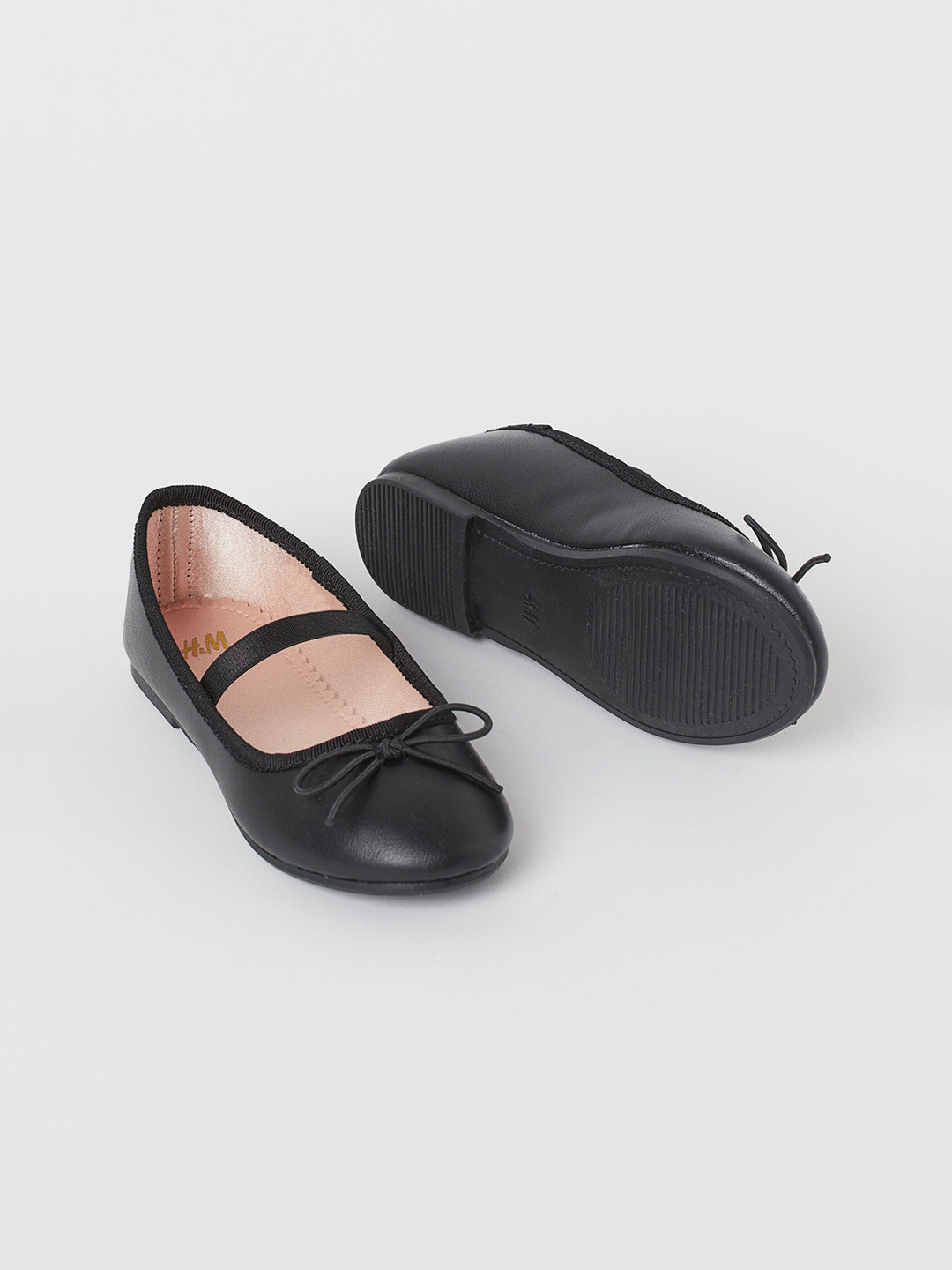 

H&M Girls Black Solid Ballet Pumps