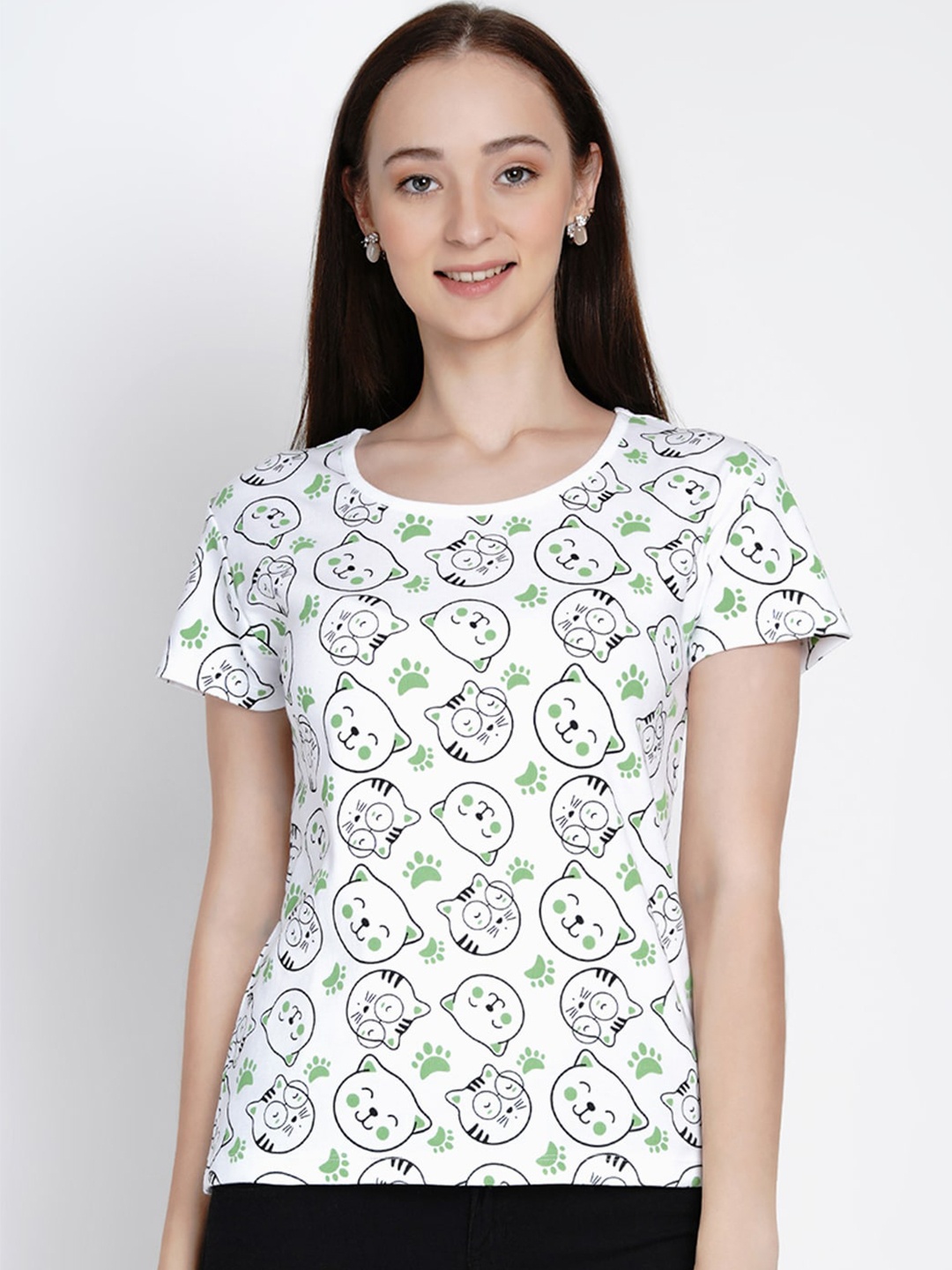 

berrytree Women White & Green Printed Round Neck Sustainable T-shirt