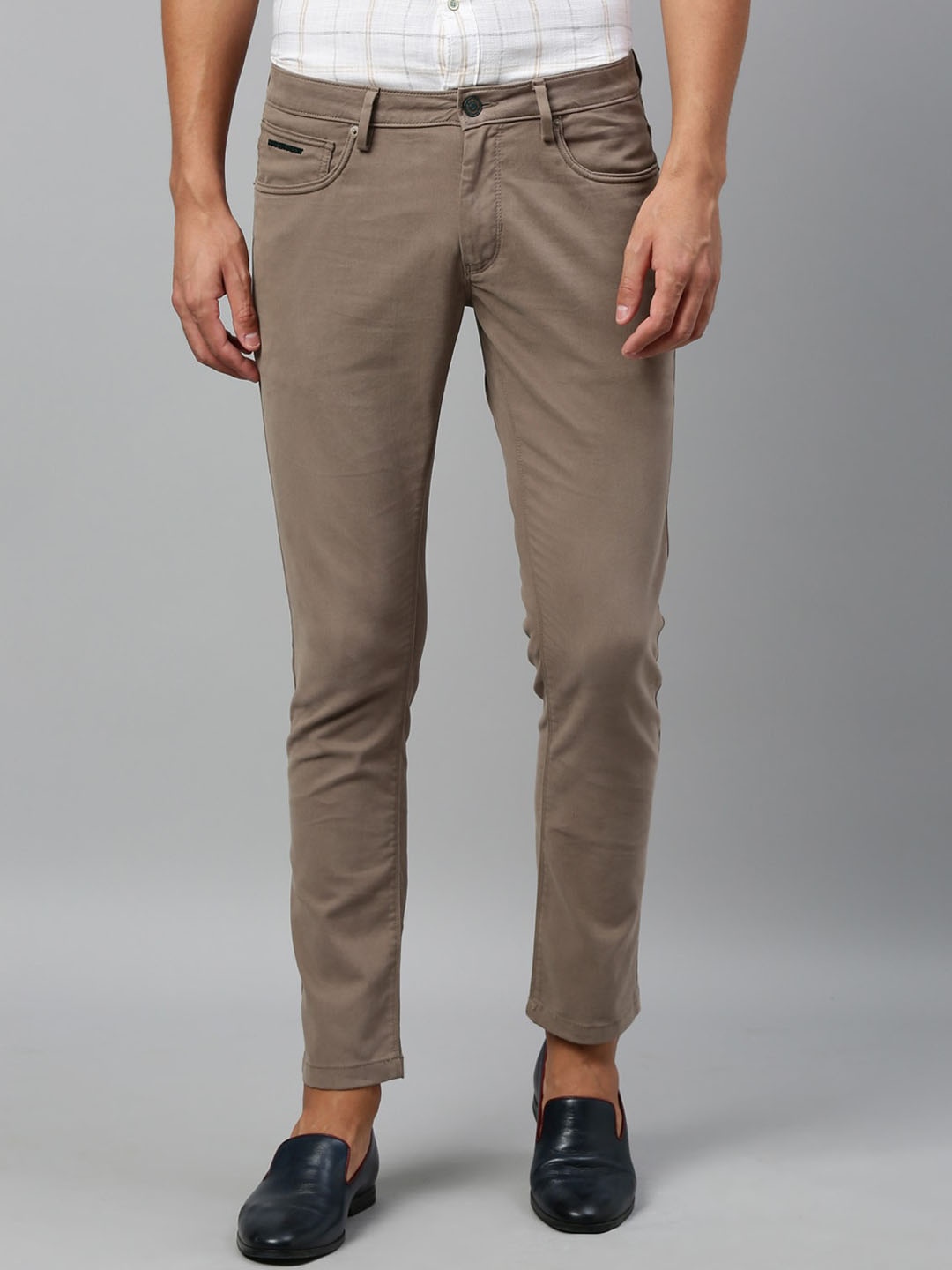 

RARE RABBIT Men Brown Slim Fit Mid-Rise Clean Look Jeans