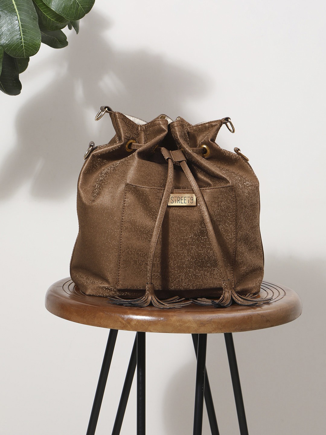 

STREET 9 Brown Solid Handheld Bag
