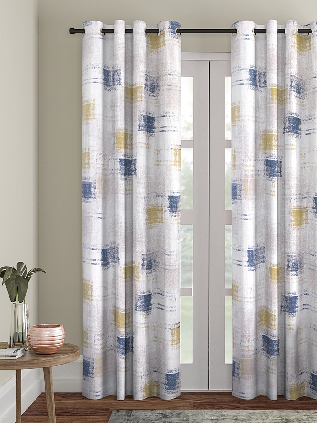 

eyda Off-White Single Door Curtain