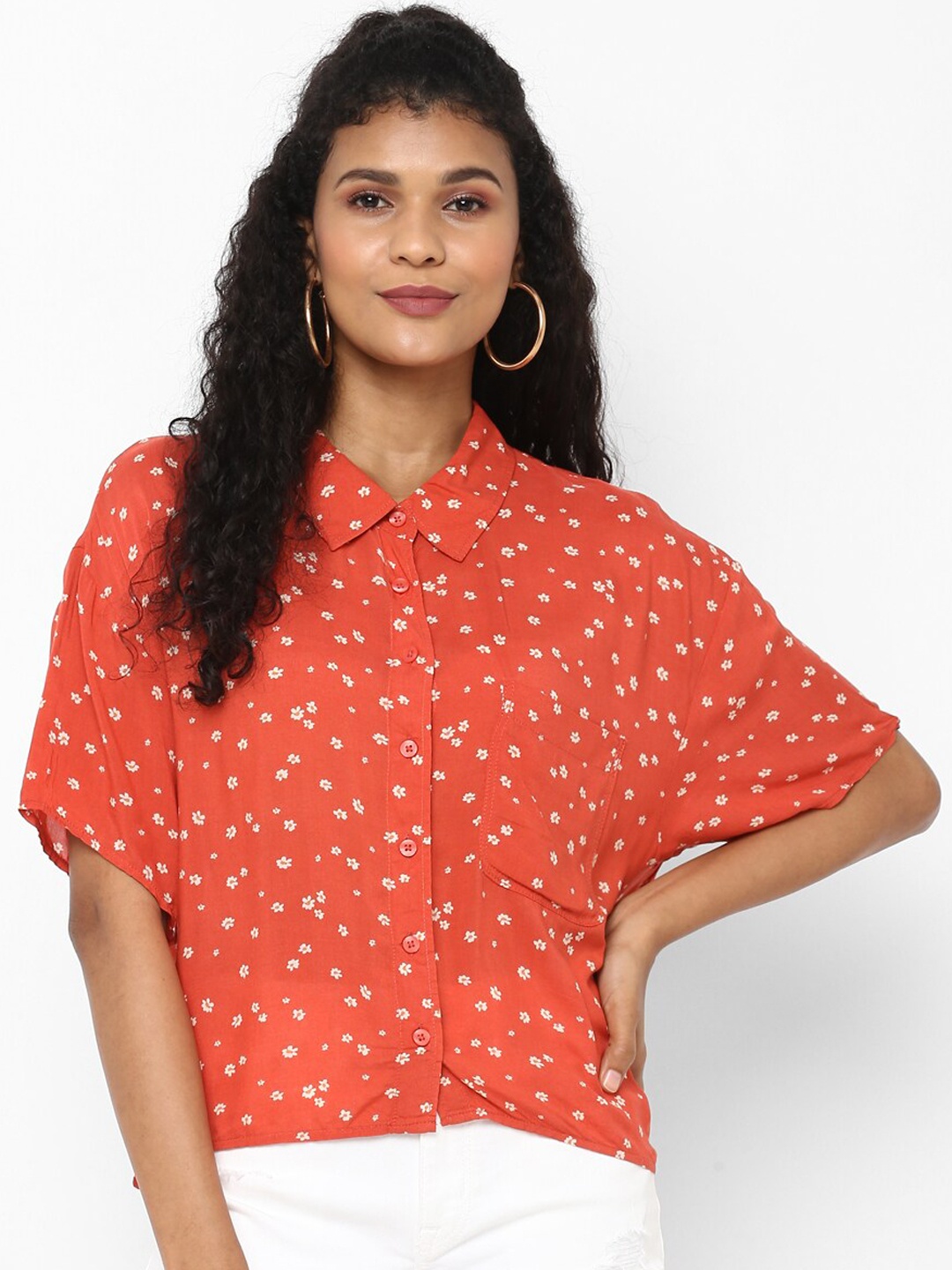 

AMERICAN EAGLE OUTFITTERS Women Red Classic Regular Fit Printed Casual Shirt