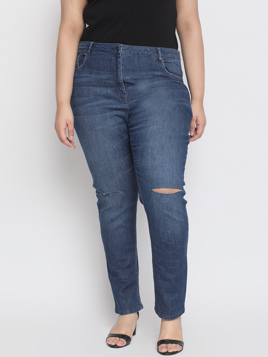 

Amydus Women Plus Size Blue Regular Fit Mid-Rise Slash Knee Stretchable Jeans