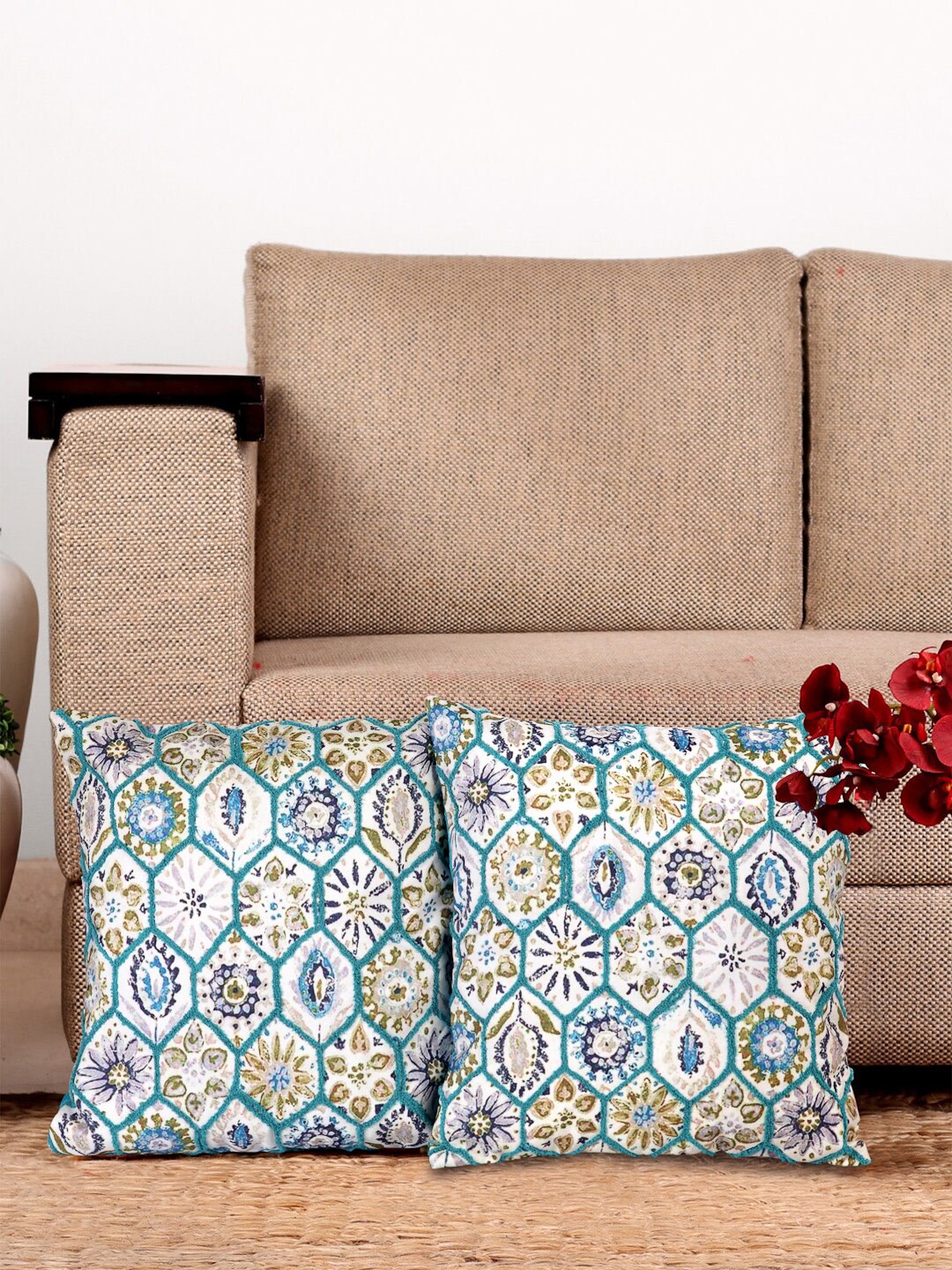 

NISRAG HOME Blue & Green Set of 2 Floral Square Cushion Covers