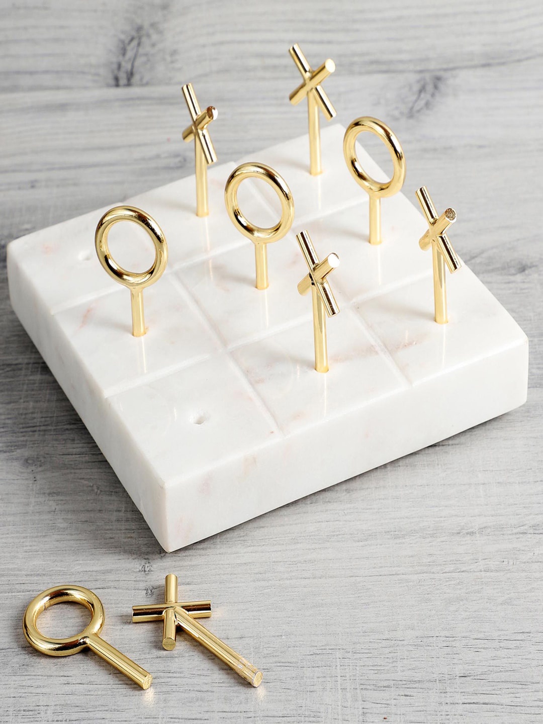 

NikkisPride White & Gold-Toned Handmade Tic Tac Toe Board Game