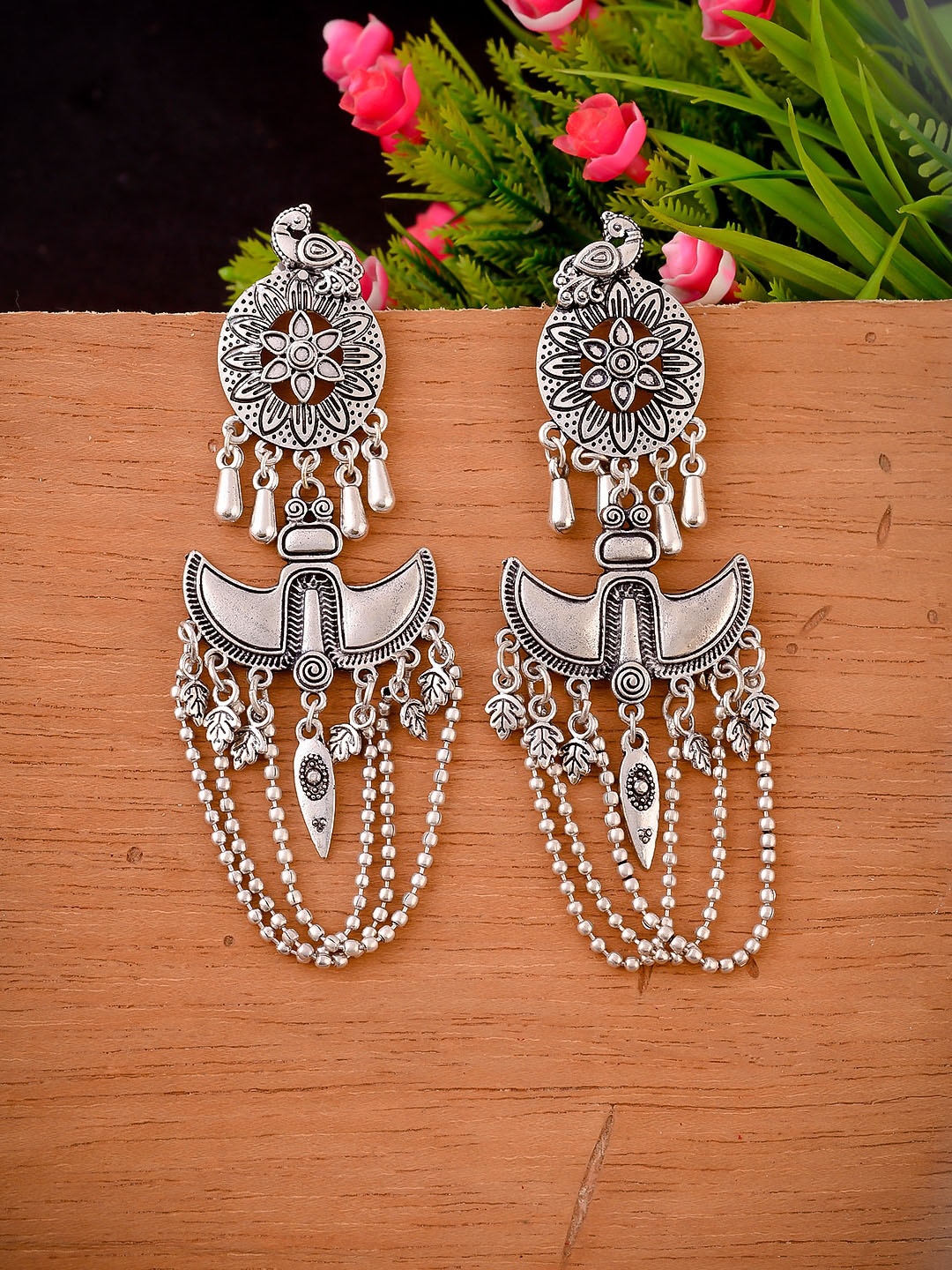 

Silvermerc Designs Silver-Toned & White Classic Drop Earrings