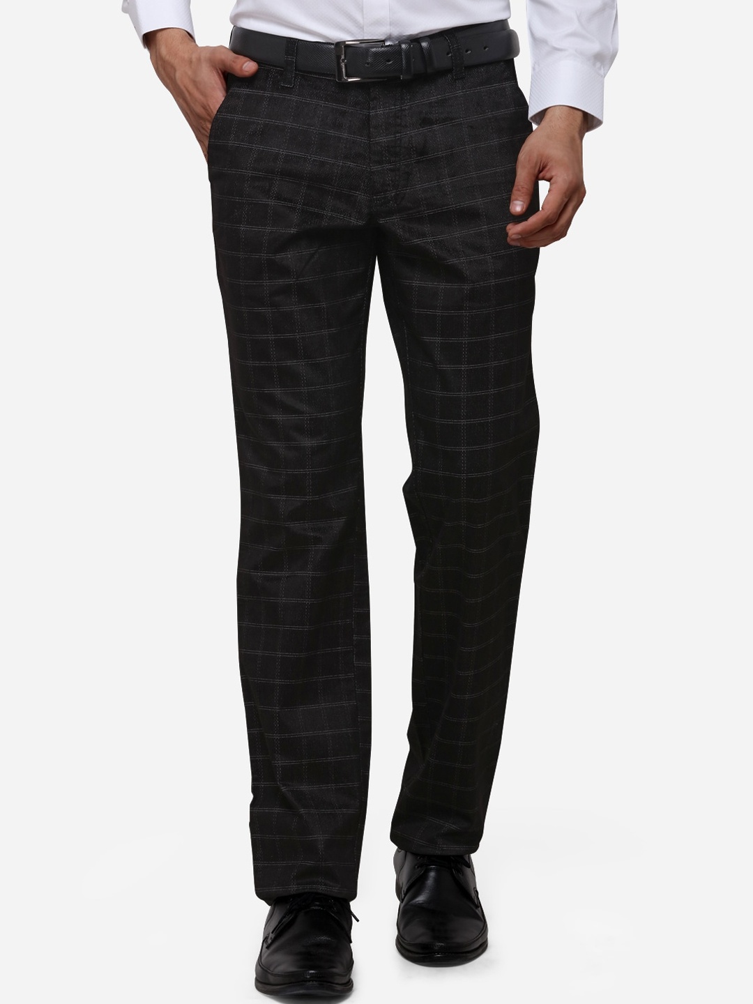 

JB STUDIO Men Black Slim Fit Checked Formal Trousers