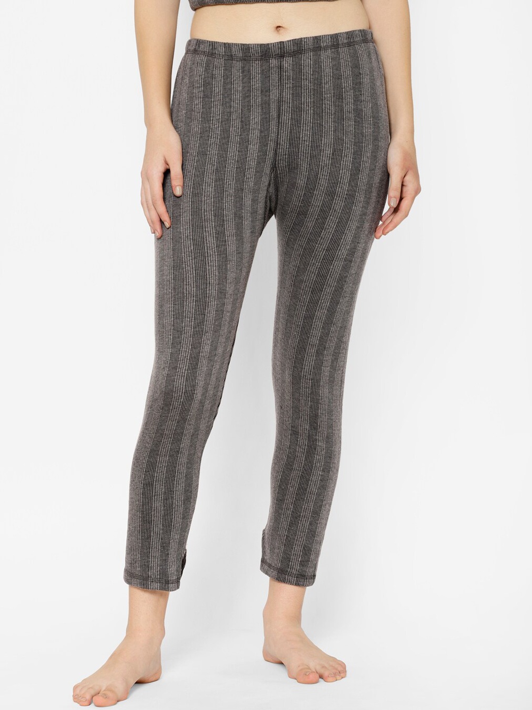 

VIMAL JONNEY Women Grey & Black Striped Thermal Bottoms