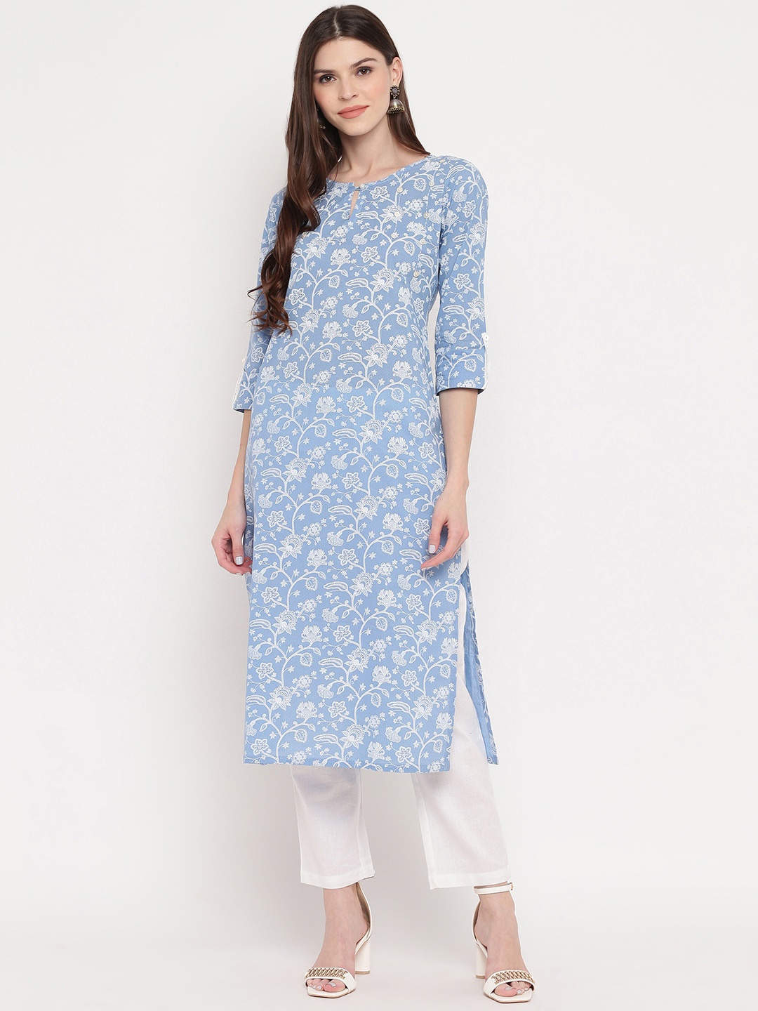 

Vbuyz Women Blue & White Floral Print Kurta Set