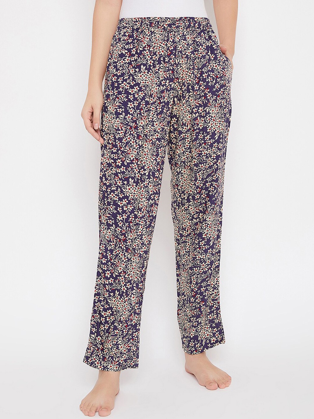 

Clovia Women Blue & Beige Floral Print Lounge Pants