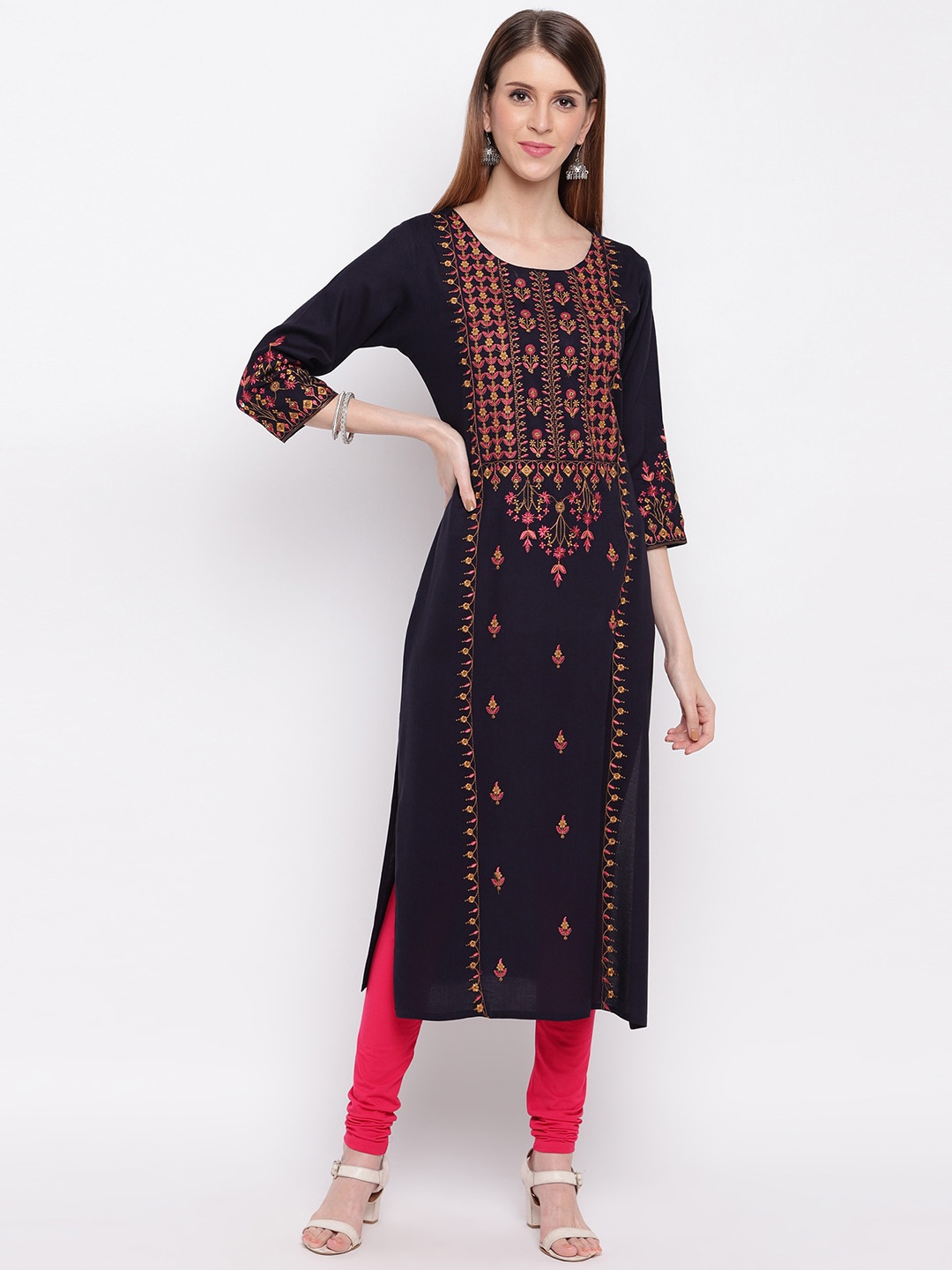 

Vbuyz Women Navy Blue Embroidered Straight Kurta
