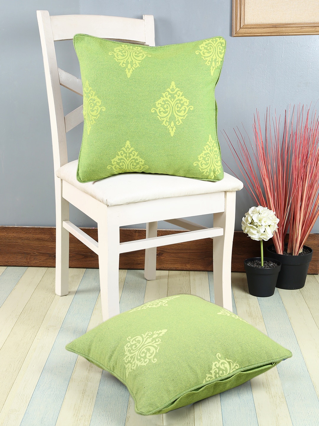 

Soumya Green Set of 2 Ethnic Motifs Square Cushion Covers