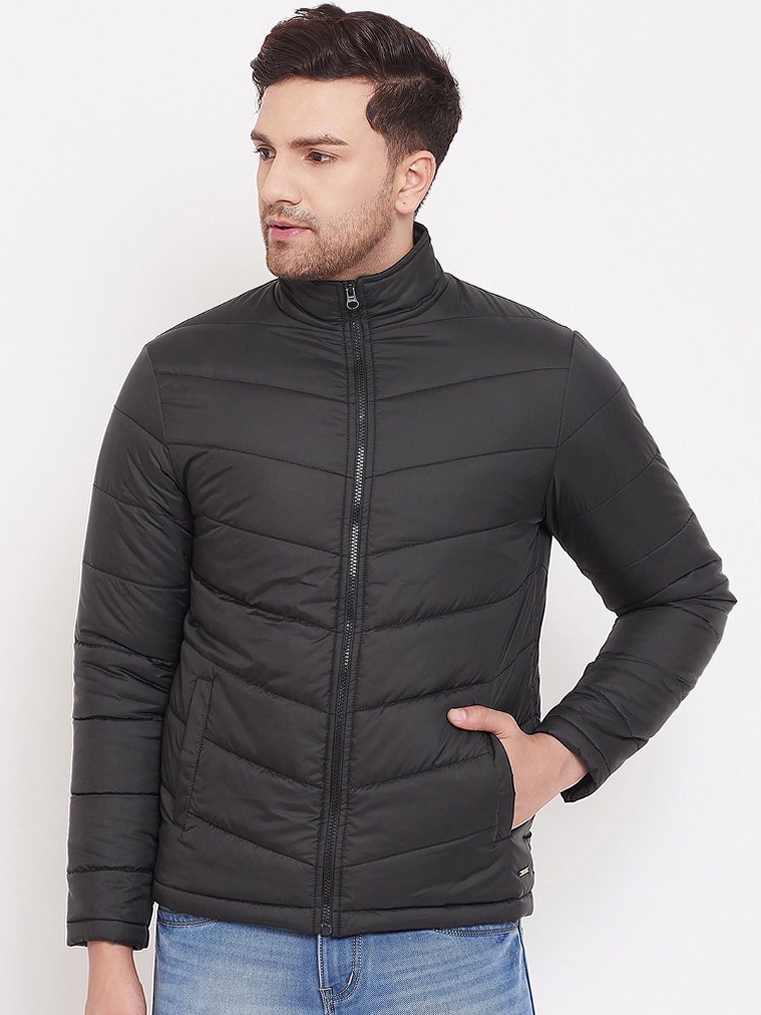 

PERFKT-U Men Black Solid Insulator Padded Jacket