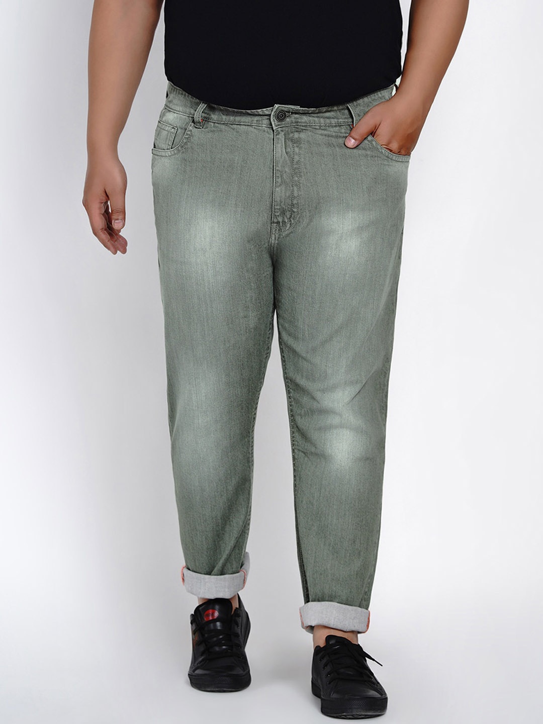 

Plus Size Men Green Regular Fit Mid-Rise Low Distress Stretchable Jeans