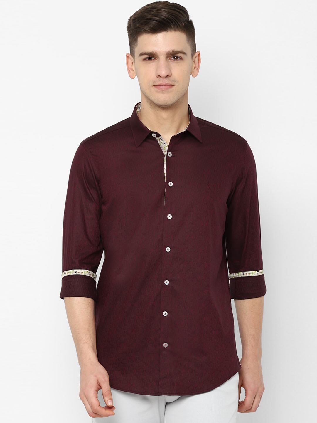 

SIMON CARTER LONDON Men Maroon Regular Fit Printed Casual Shirt