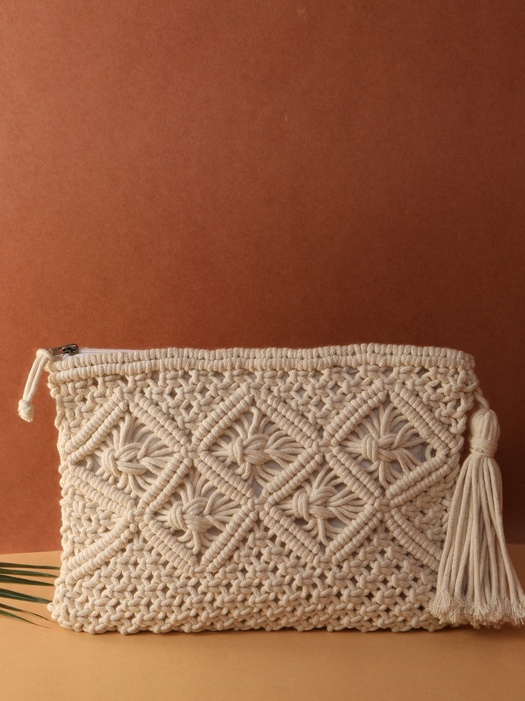 

STREET 9 Cream-Coloured Crochet Textured Clutch