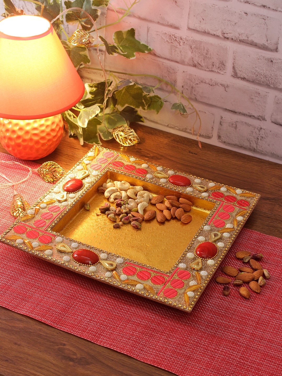 

Aapno Rajasthan Pink & Gold-Toned Wooden Tray