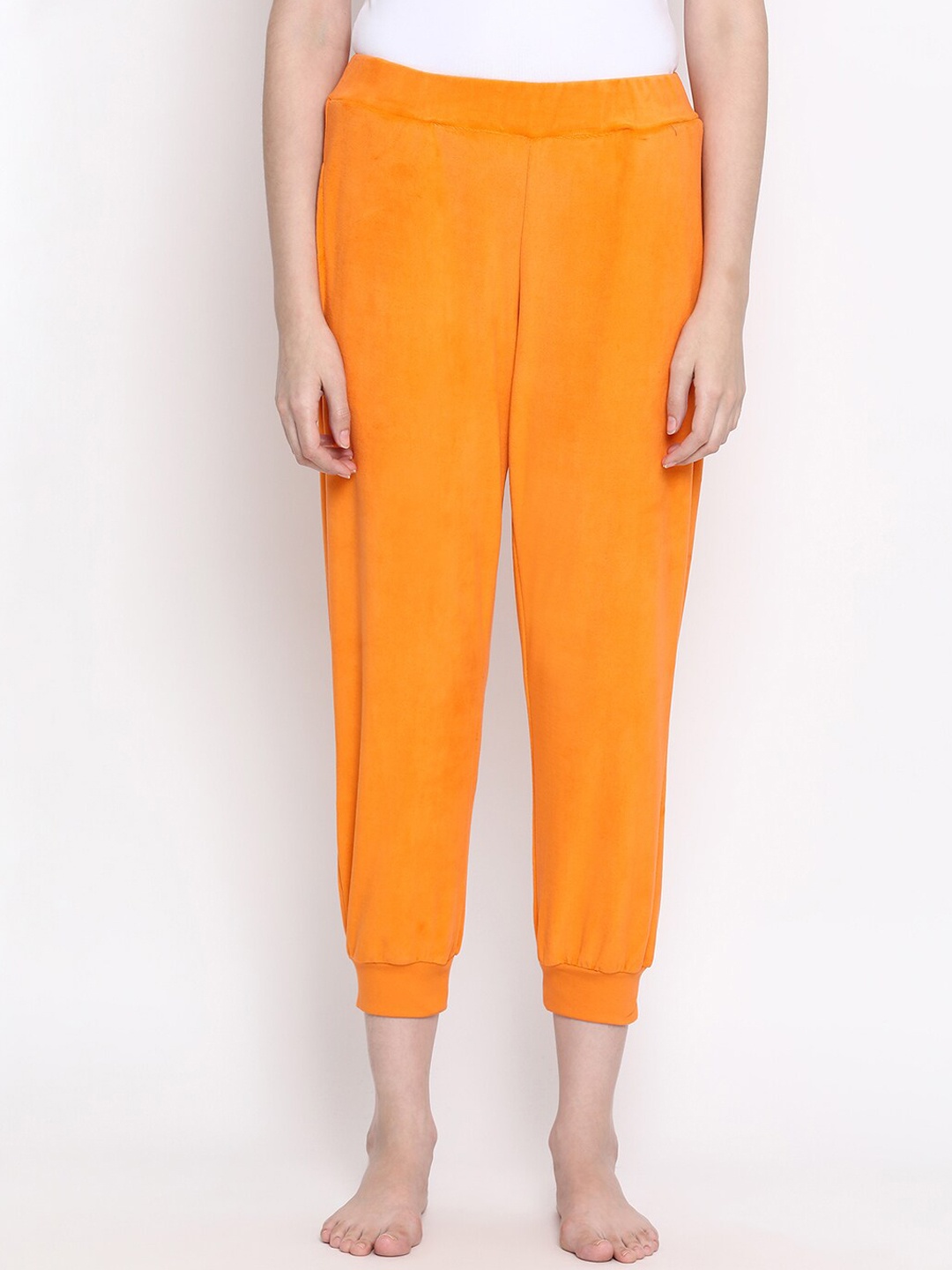 

Clovia Women Orange Solid Mid-Rise Lounge Pant