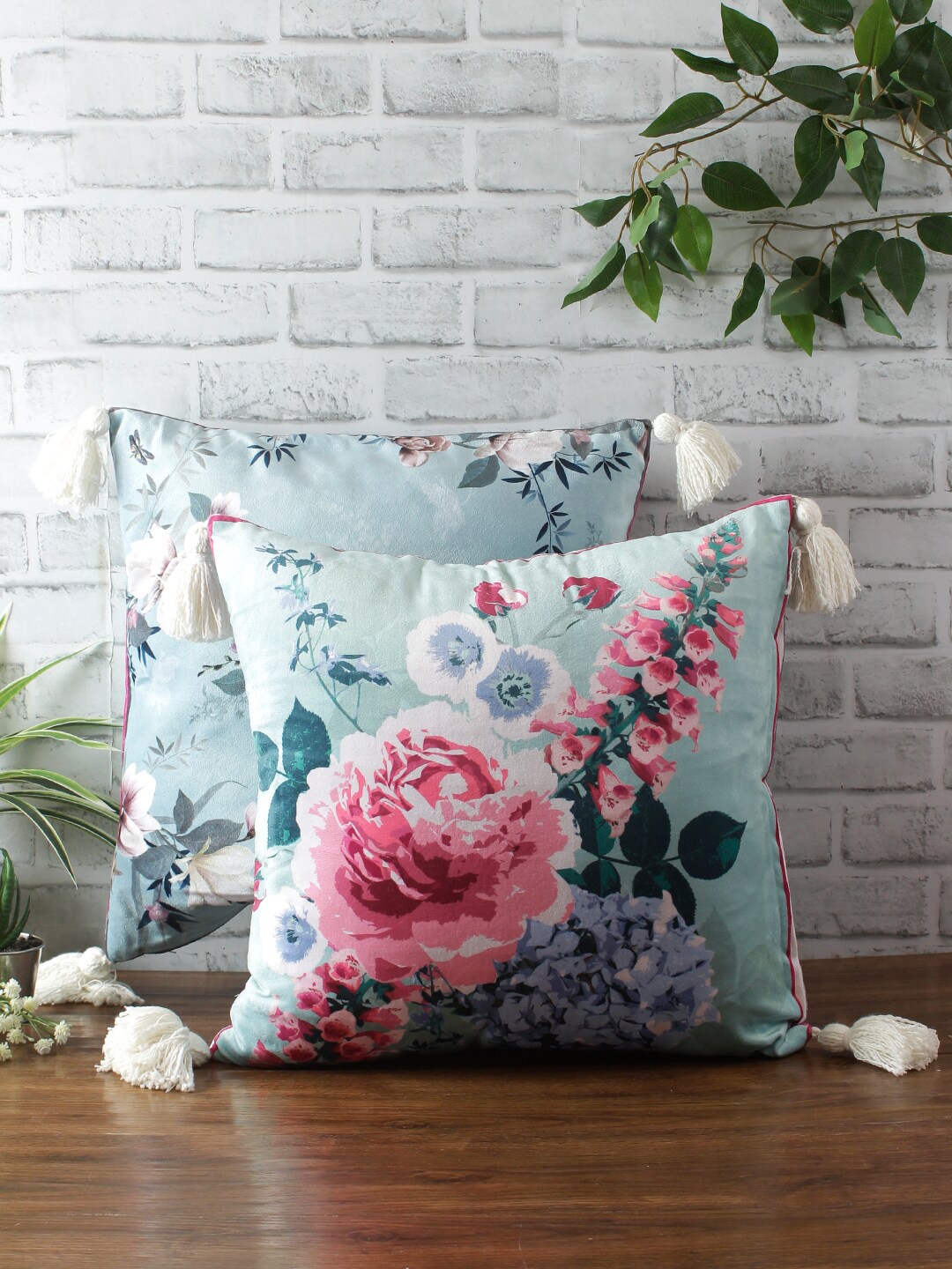 

eyda Set of 2 Blue & Pink Floral Square Cushion Covers