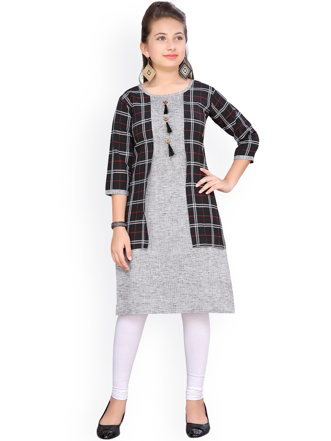 

Aarika Girls Black & Grey Checked Straight Kurta