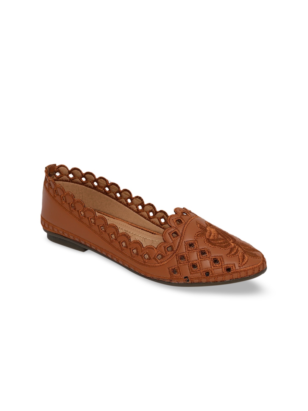 

LONDON STEPS Women Brown Woven Design Ballerinas