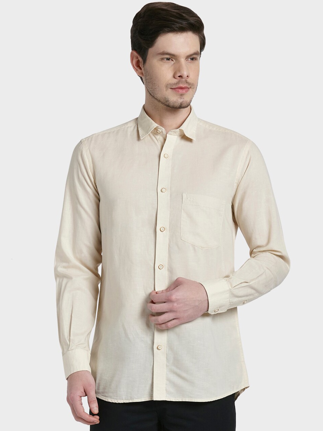 

ColorPlus Men Beige Tailored Fit Solid Casual Shirt