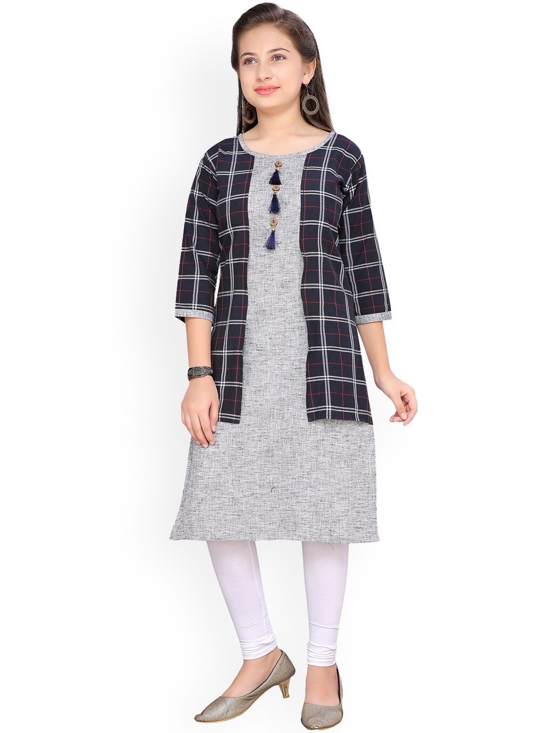 

Aarika Girls Grey & Navy Blue Checked Straight Kurta