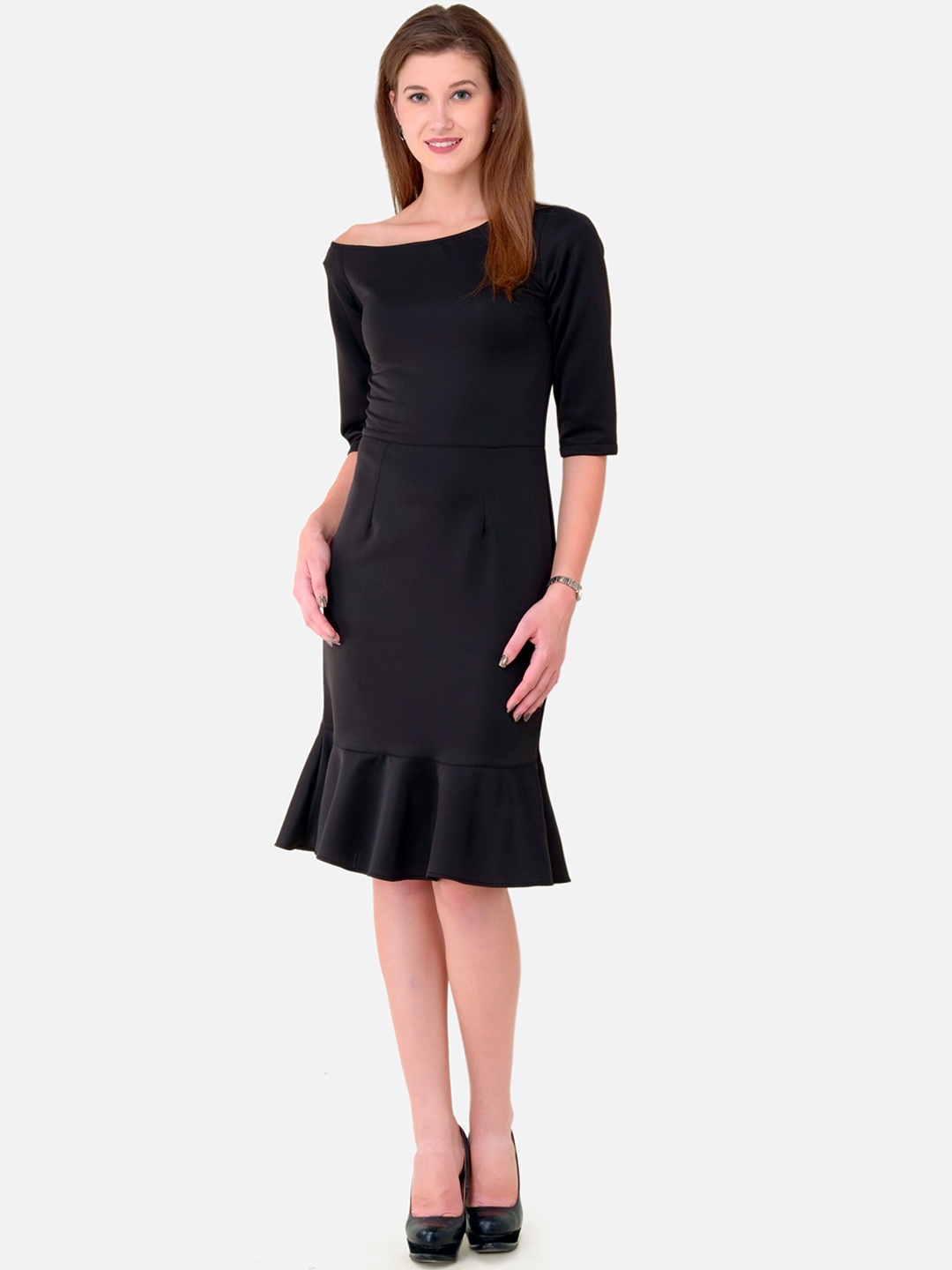 

V&M Women Black Solid Sheath Dress