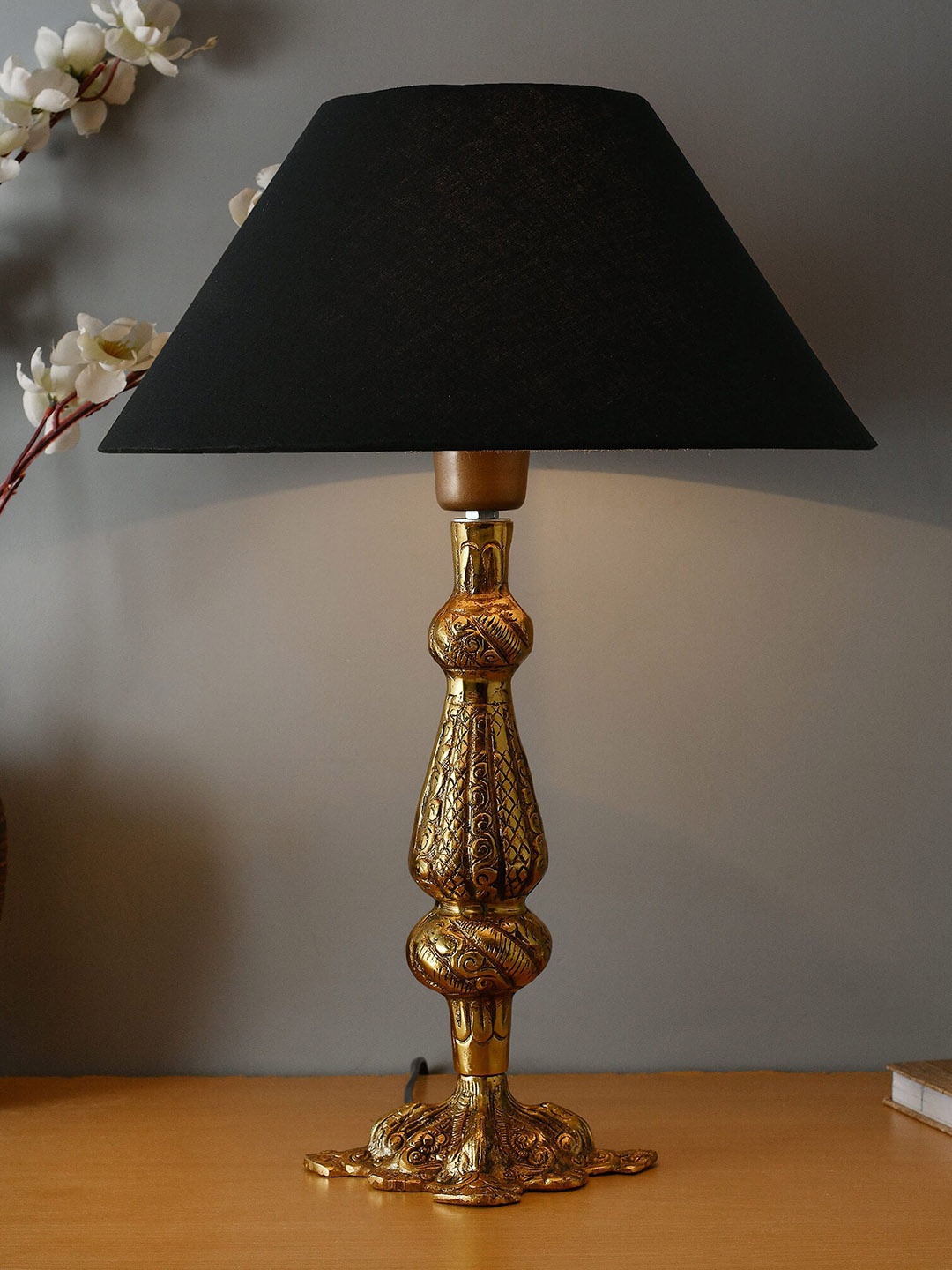 

Homesake Gold-Toned & Black Solid Classic Bedside Lamp