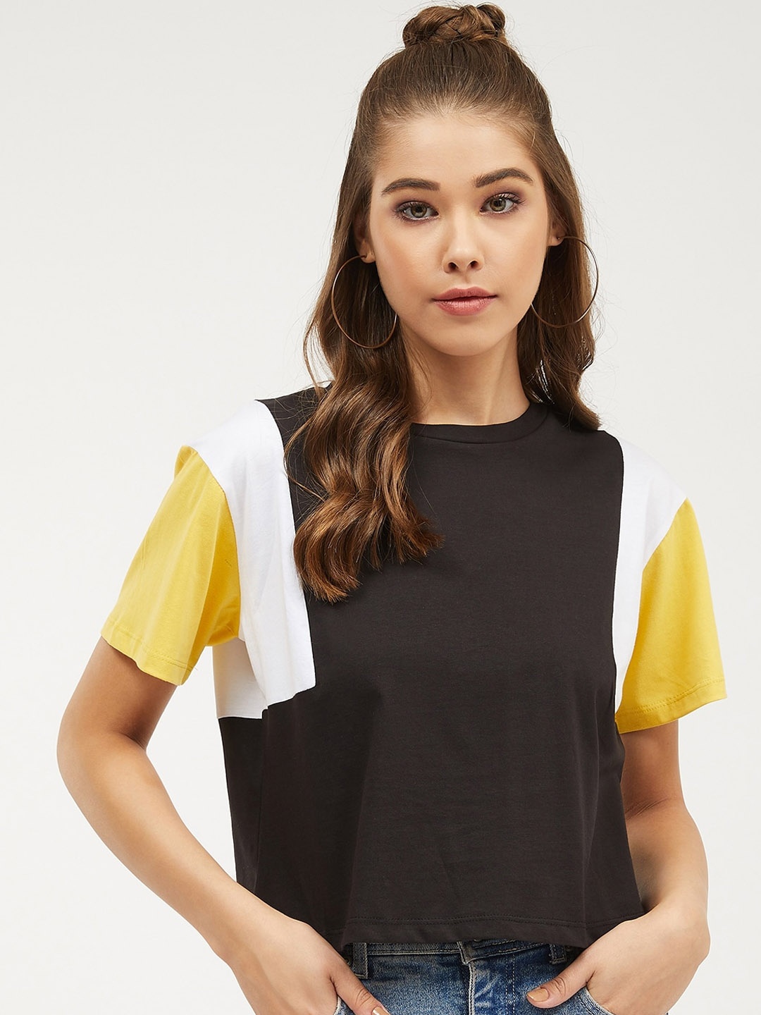 

Harpa Women Black Colourblocked Round Neck T-shirt