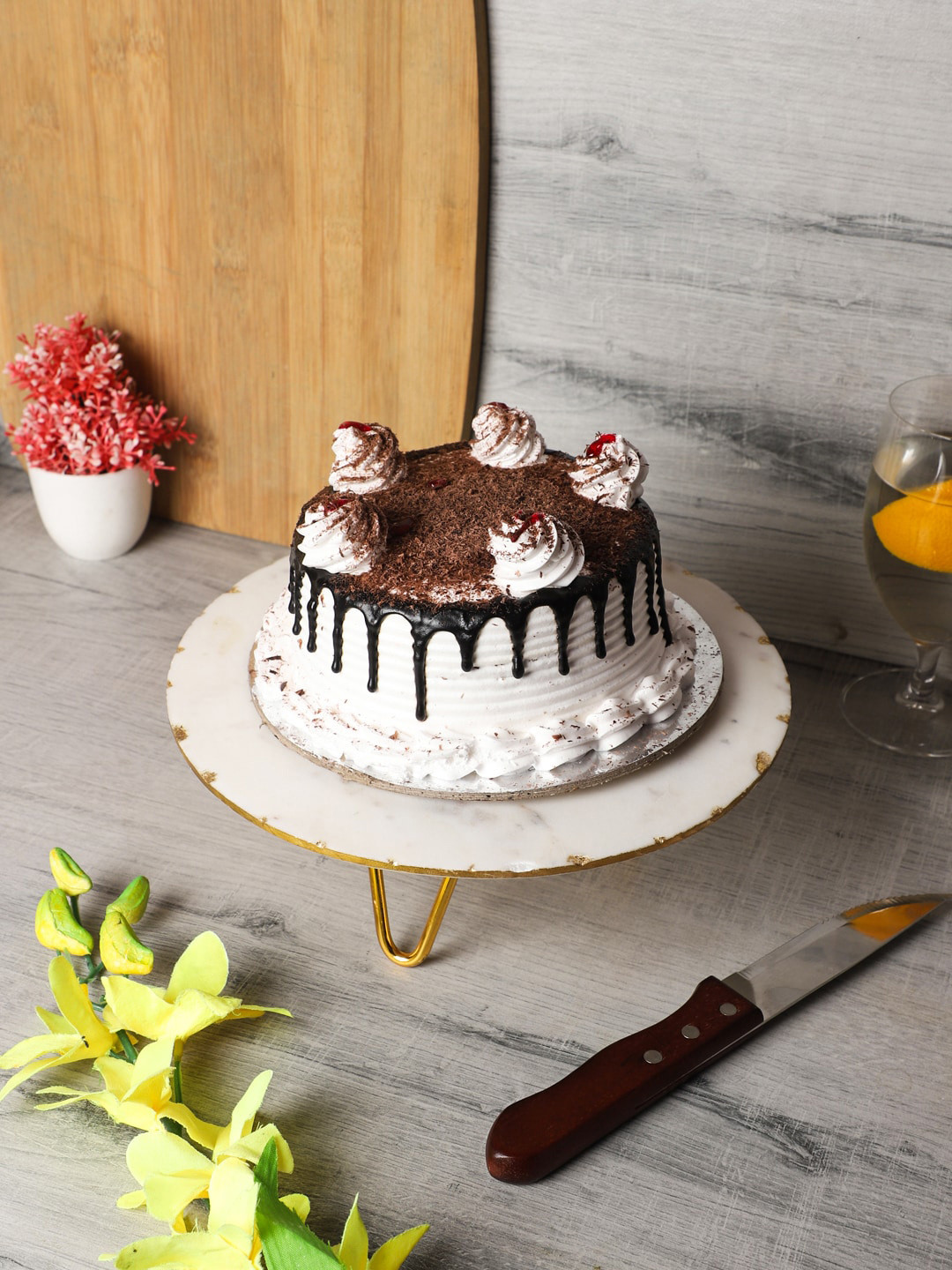 

NikkisPride Gold-Toned & White Marble Top Cake Stand
