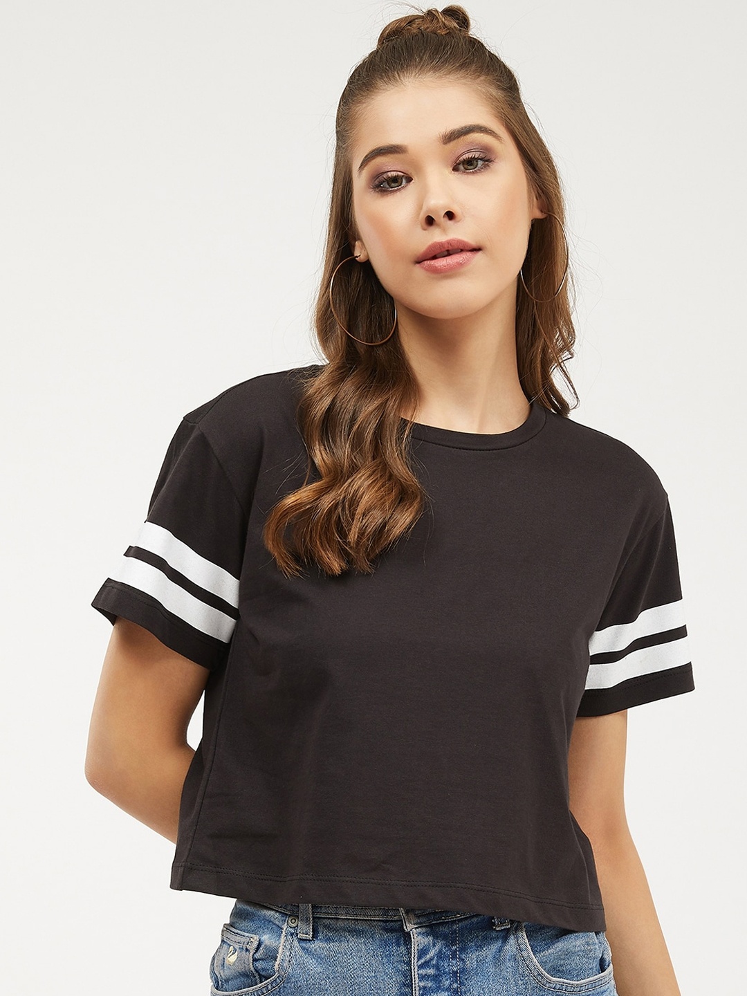 

Harpa Women Black Solid Round Neck Pure Cotton T-shirt