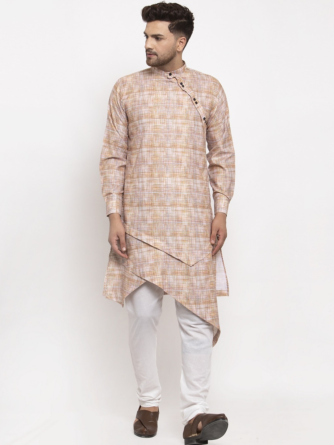 

KLOTTHE Men Printed Kurta with Churidar Pyjamas, Beige