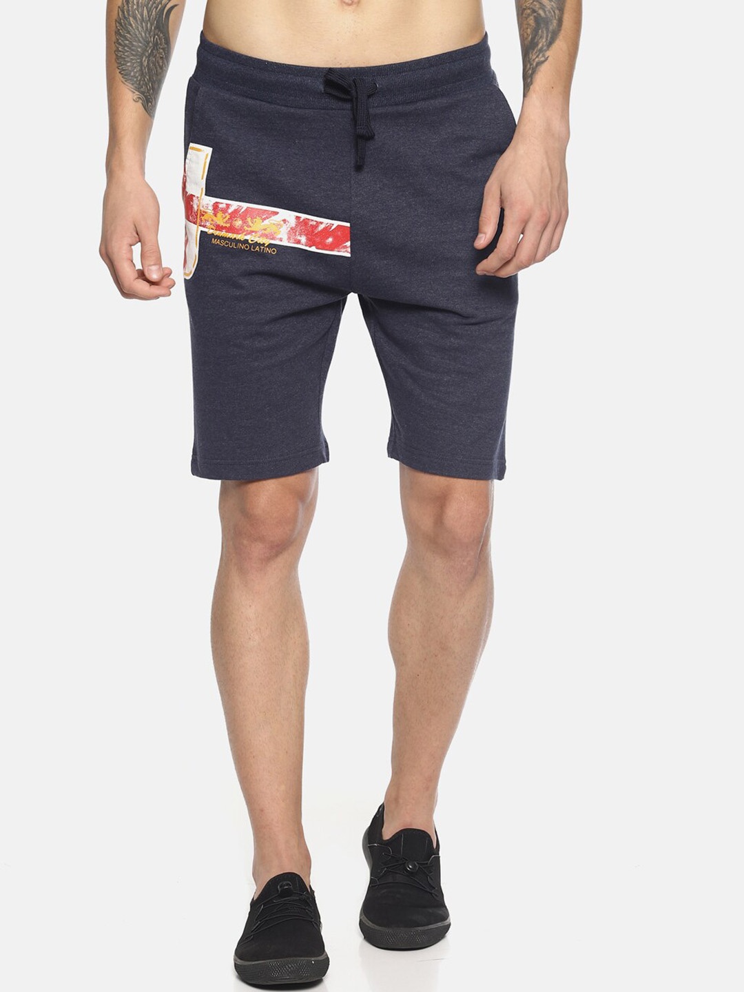 

Masculino Latino Men Navy Blue Solid Regular Fit Regular Shorts