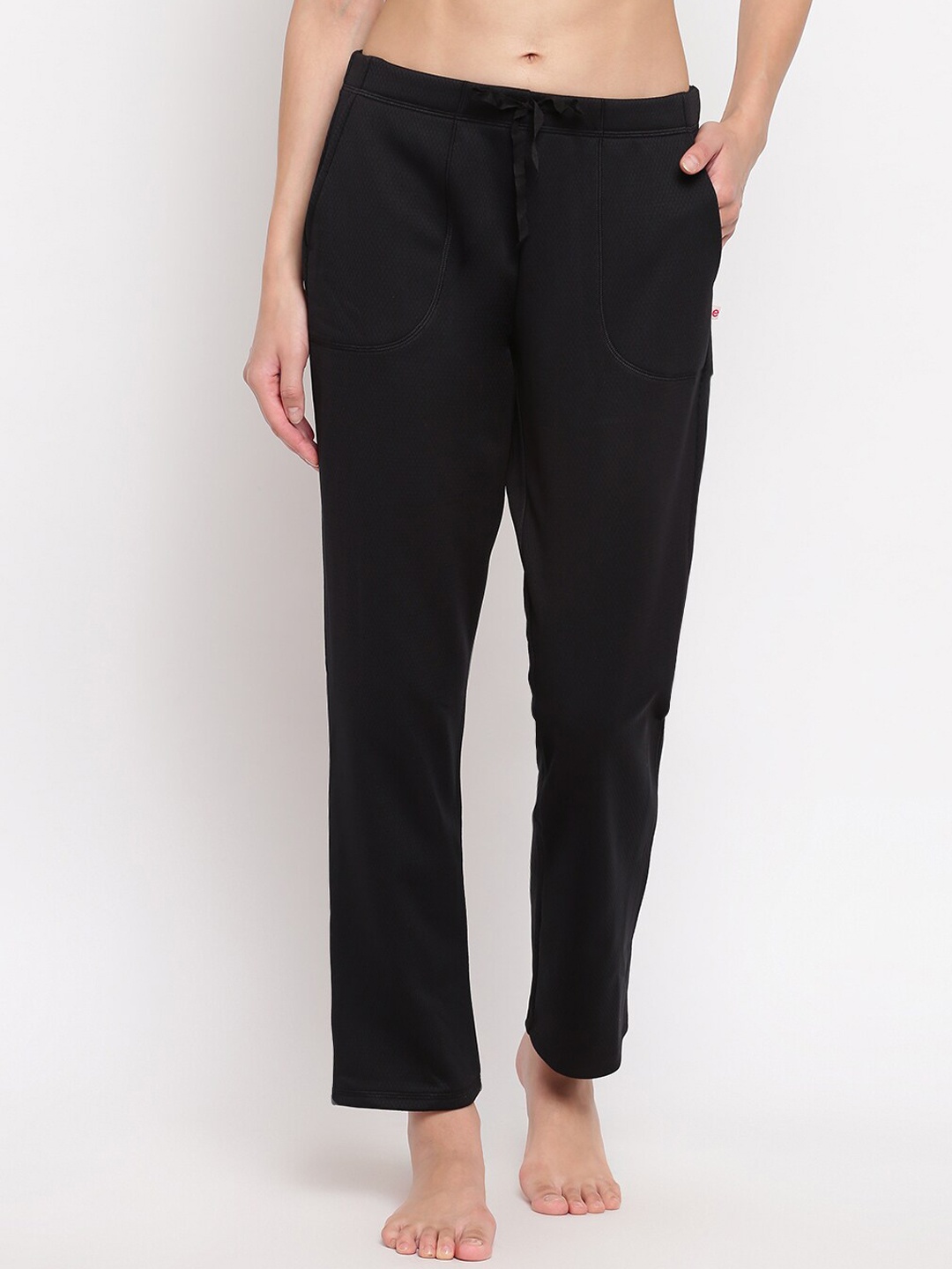 

Enamor Women Black Relaxed Fit Fleece Lounge Pants