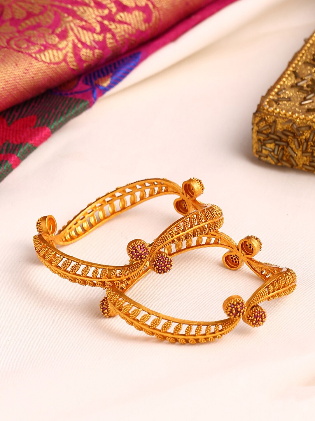 

Shoshaa Set of 2 Gold- Plated Red Stone-Studded Handcrafted Bangle